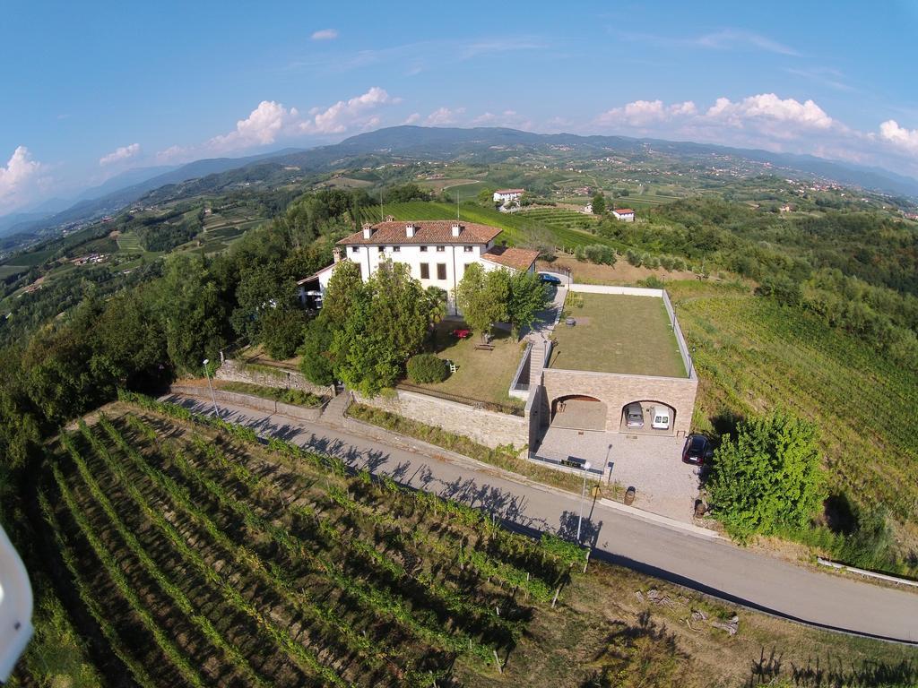 Agriturismo Casa Delle Rose Winery Ruttàrs エクステリア 写真