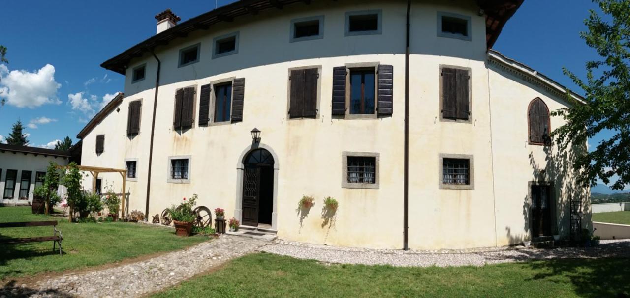 Agriturismo Casa Delle Rose Winery Ruttàrs エクステリア 写真